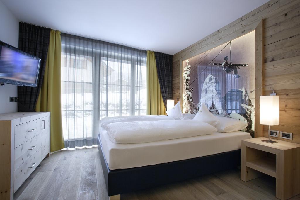 Hotel Ciasa Soleil ลาวิลลา ห้อง รูปภาพ